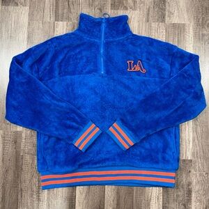 LA fleece.